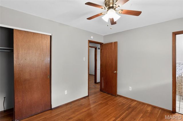 1742 Bradshaw Drive, St Louis, MO 63136