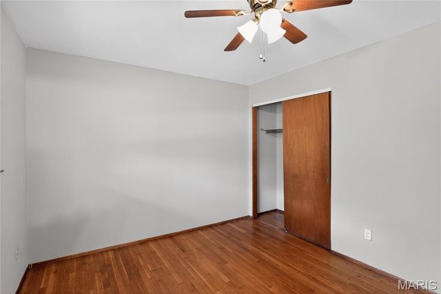 1742 Bradshaw Drive, St Louis, MO 63136