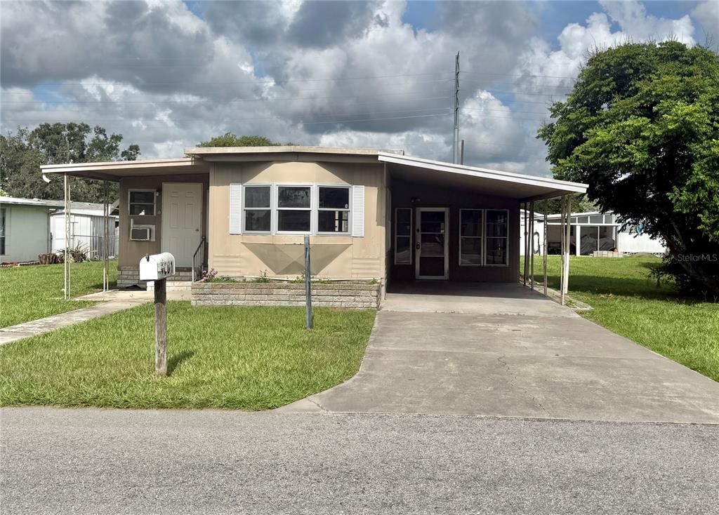 4801 ROYAL PALM DRIVE, Zephyrhills, FL 33542
