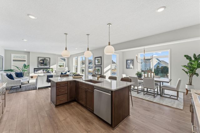 15717 Aquila Avenue, Savage, MN 55378