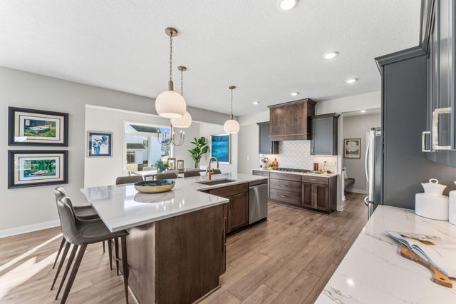 15717 Aquila Avenue, Savage, MN 55378