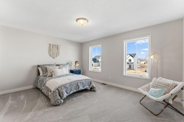 15717 Aquila Avenue, Savage, MN 55378