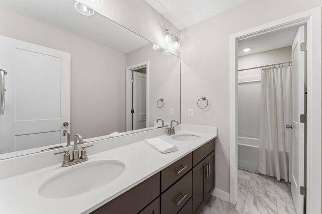 15717 Aquila Avenue, Savage, MN 55378