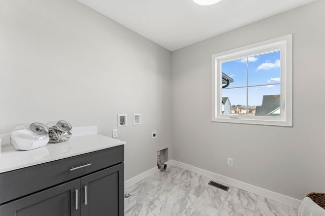15717 Aquila Avenue, Savage, MN 55378