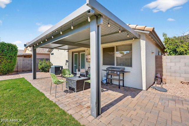 1365 W VAUGHN Avenue W, Gilbert, AZ 85233