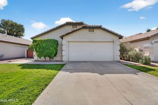 1365 W VAUGHN Avenue W, Gilbert, AZ 85233