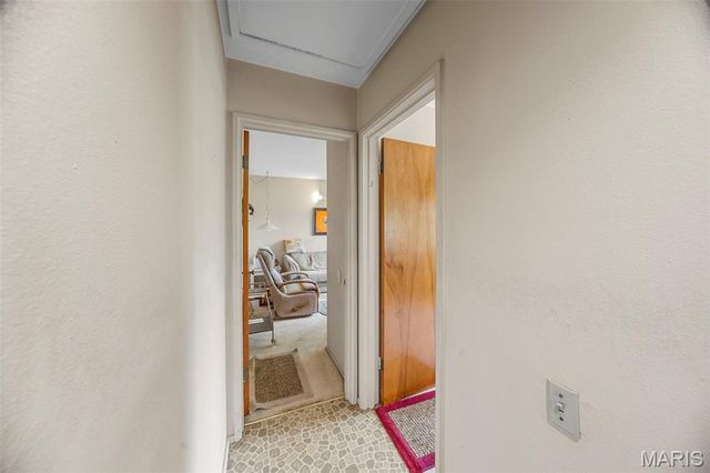 2700 Suffolk Place, Florissant, MO 63033