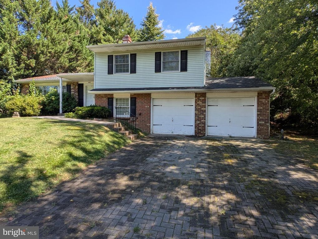 1189 ROZEL AVE, Southampton, PA 18966