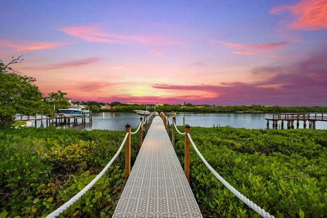 3164 Casseekey Island Road, Jupiter, FL 33477