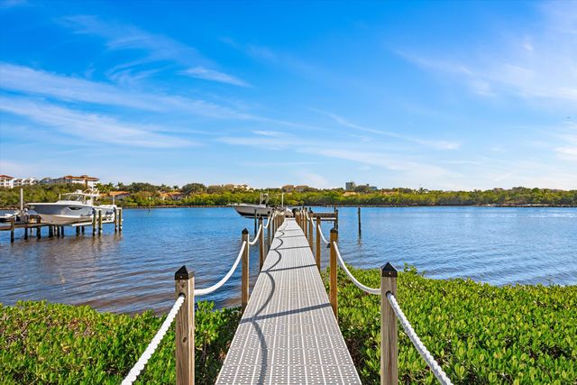 3164 Casseekey Island Road, Jupiter, FL 33477