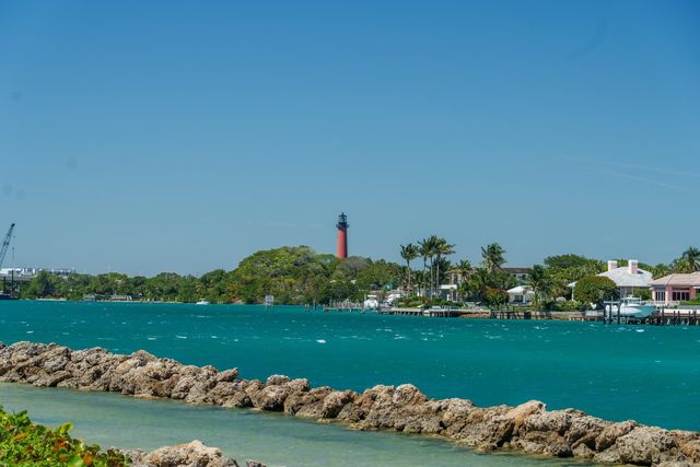 3164 Casseekey Island Road, Jupiter, FL 33477