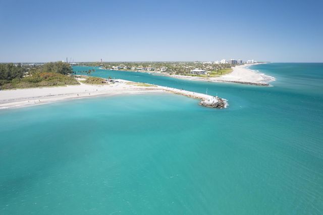 3164 Casseekey Island Road, Jupiter, FL 33477