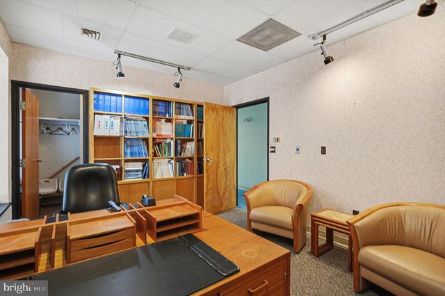 400 NATIONWIDE DR, Harrisburg, PA 17110