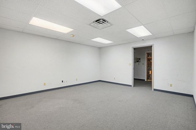 400 NATIONWIDE DR, Harrisburg, PA 17110