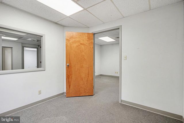 400 NATIONWIDE DR, Harrisburg, PA 17110