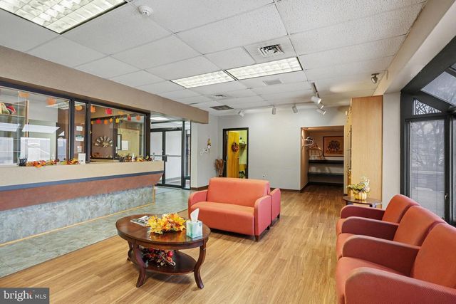 400 NATIONWIDE DR, Harrisburg, PA 17110