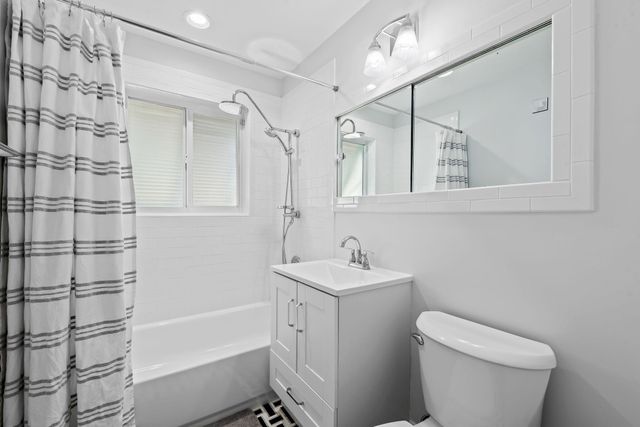 27 NE 16th Avenue, Pompano Beach, FL 33060