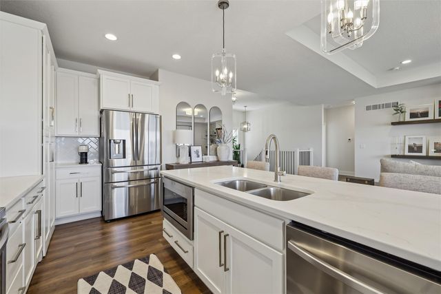 706 NE 57th Street, Ankeny, IA 50021
