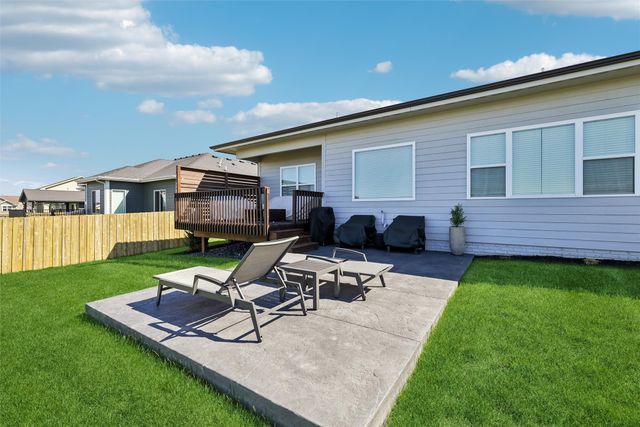 706 NE 57th Street, Ankeny, IA 50021
