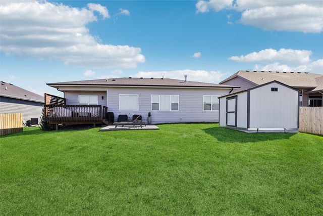 706 NE 57th Street, Ankeny, IA 50021