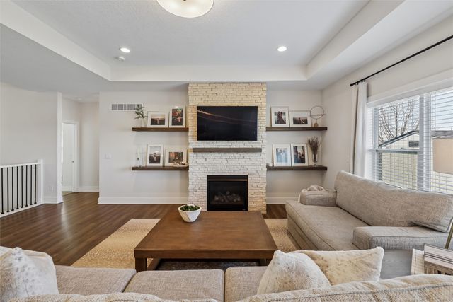 706 NE 57th Street, Ankeny, IA 50021