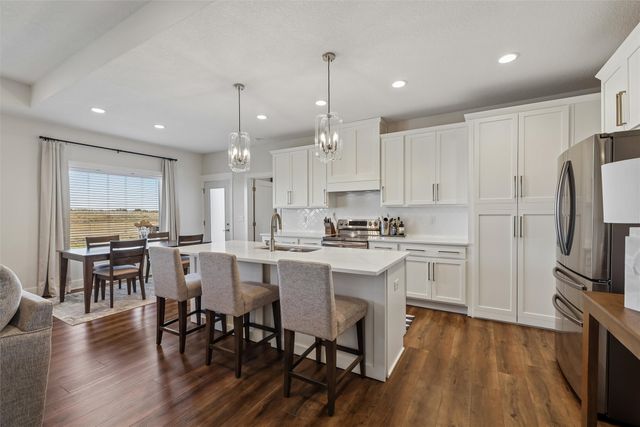 706 NE 57th Street, Ankeny, IA 50021