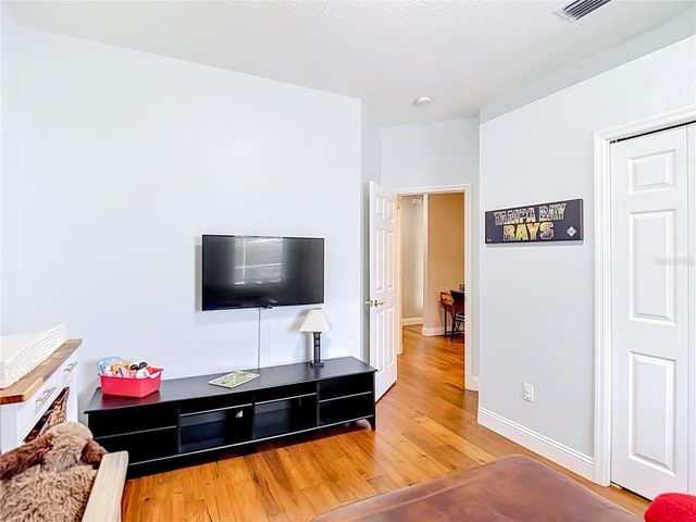 19101 GOLDEN CACOON PLACE, Lutz, FL 33558