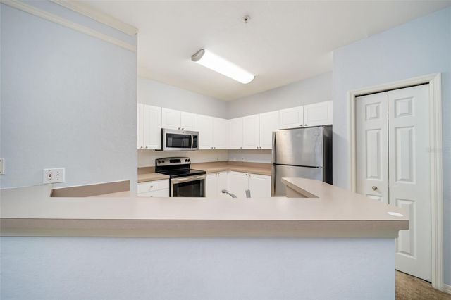 5134 NORTHRIDGE ROAD 206, Sarasota, FL 34238