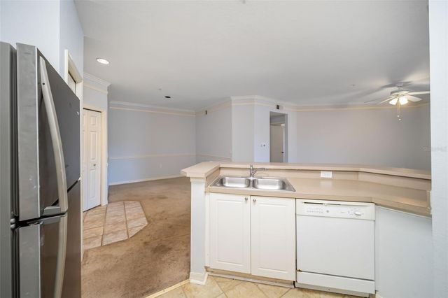 5134 NORTHRIDGE ROAD 206, Sarasota, FL 34238