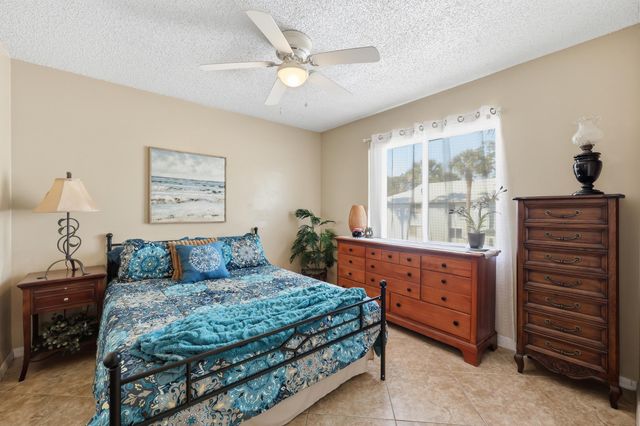 205 SE Village Dr Unit 205, Port St Lucie, FL 34952