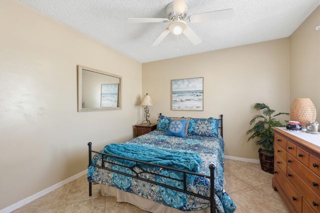 205 SE Village Dr Unit 205, Port St Lucie, FL 34952