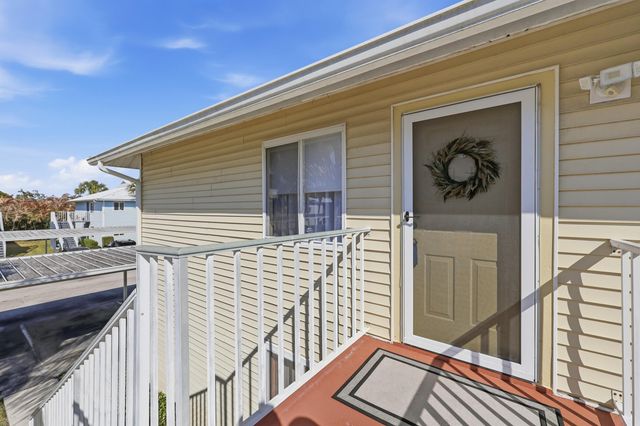 205 SE Village Dr Unit 205, Port St Lucie, FL 34952