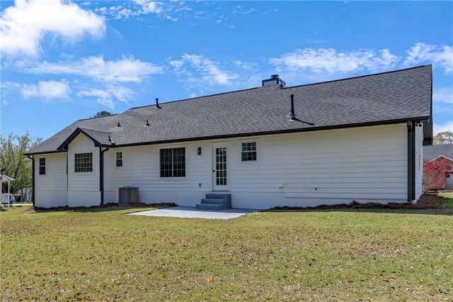 110 Pye Court, Fayetteville, GA 30214