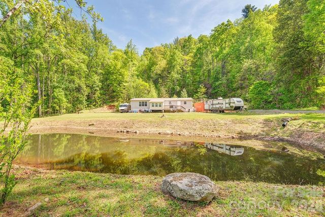 248 Blackberry Inn Road, Weaverville, NC 28787