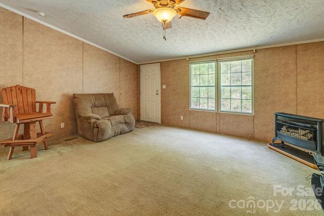 248 Blackberry Inn Road, Weaverville, NC 28787