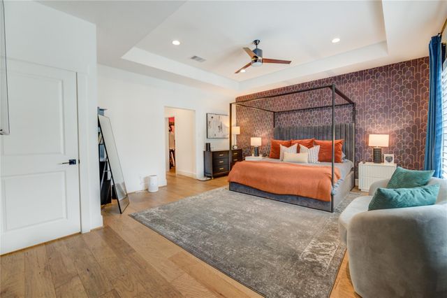 3515 Huntsford Drive, Houston, TX 77008