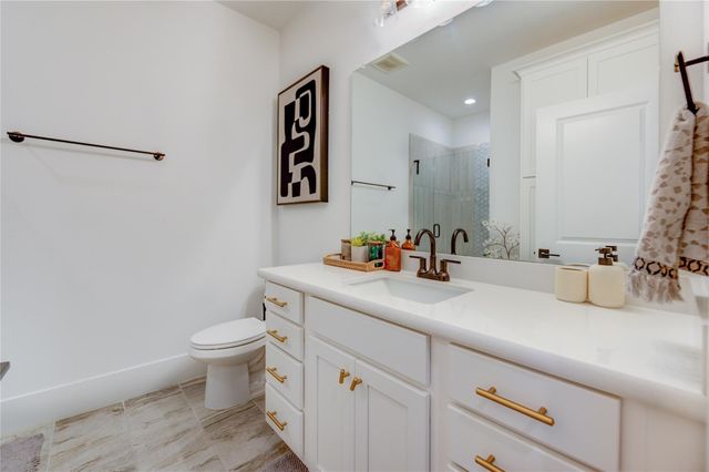 3515 Huntsford Drive, Houston, TX 77008