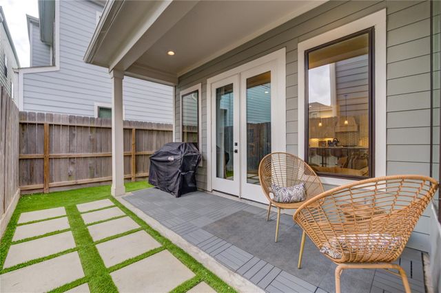 3515 Huntsford Drive, Houston, TX 77008