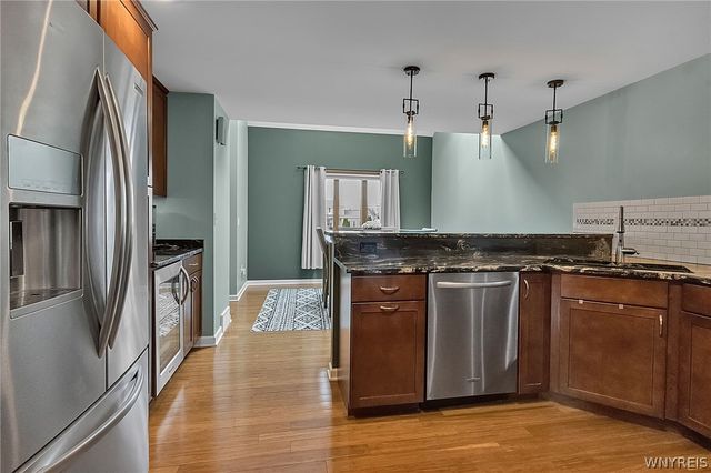 6727 Campbell Boulevard, Pendleton, NY 14094