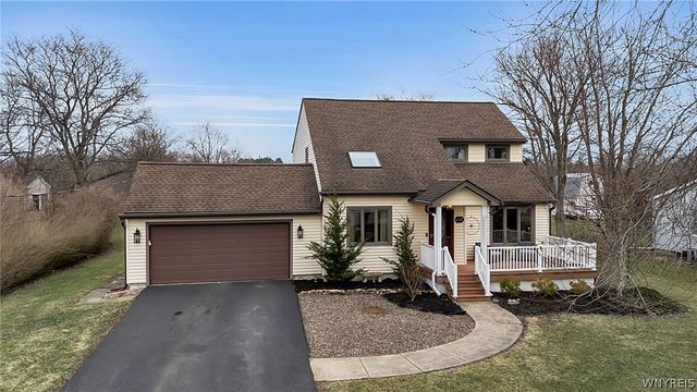 6727 Campbell Boulevard, Pendleton, NY 14094