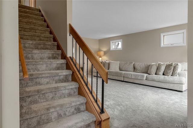 6727 Campbell Boulevard, Pendleton, NY 14094