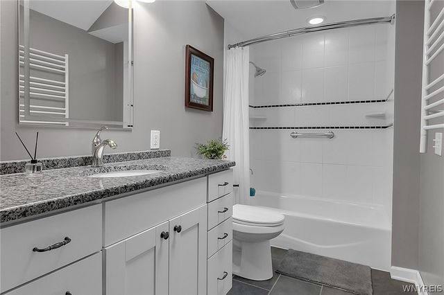 6727 Campbell Boulevard, Pendleton, NY 14094