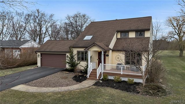 6727 Campbell Boulevard, Pendleton, NY 14094