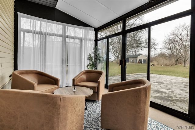 6727 Campbell Boulevard, Pendleton, NY 14094