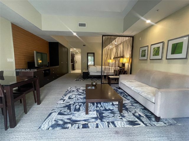 5300 NW 87th Ave 1103, Doral, FL 33178