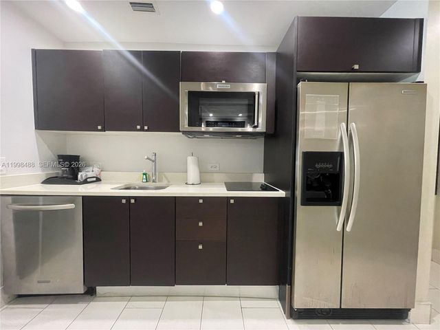 5300 NW 87th Ave 1103, Doral, FL 33178