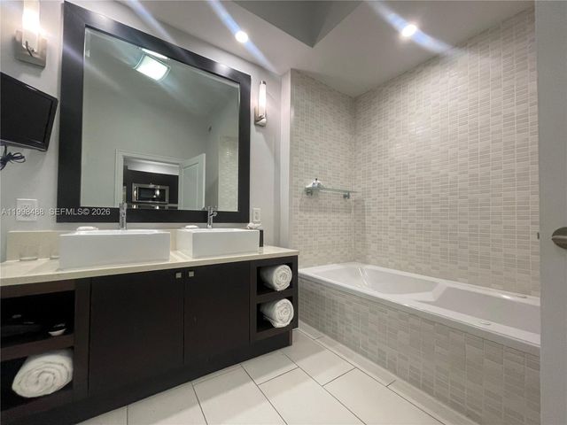 5300 NW 87th Ave 1103, Doral, FL 33178