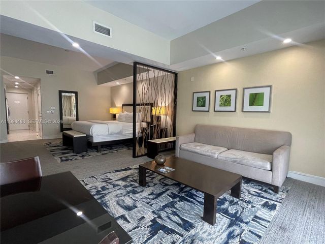 5300 NW 87th Ave 1103, Doral, FL 33178