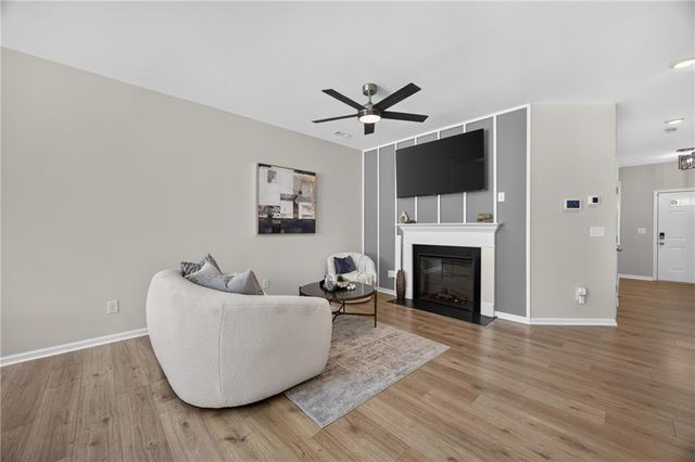 124 Chastain Way, Newnan, GA 30263