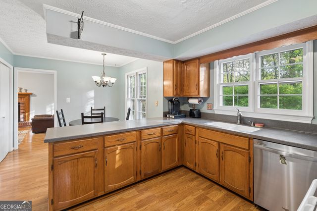 1880 Whispering Willow Way SW, Lilburn, GA 30047